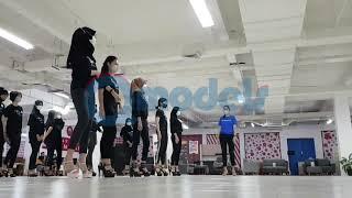 Latihan Catwalk Simple tapi Keren Buat Kamu yang Baru Mulai | Modeling School | Catwallk Modeling