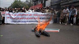 Protesters burn Indian flag in Pakistani Kashmir