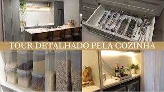 TOUR COMPLETO PELA MINHA COZINHA | todos os detalhes da organizaçao e meus itens preferidos!