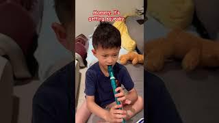 Sorry mommy doesn’t know how to fix a squeaky recorder #shorts #kids #play #recorder #squeaky