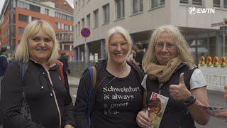Dankbar für die Medienarbeit von EWTN.TV  | Junge Damen aus Schweinfurth auf dem Katholikentag