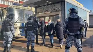 Moscow, OMON POLICE, random arests, Navalny trial