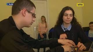 245Львівська школярка винайшла пристрій, який допоможе незрячим - Свідок Новини  НТН 27 03 2018