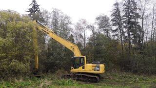 Biberdamm bricht mit Long-Reach-Bagger