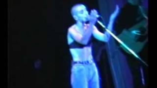 Sinead O'Connor - My special child Live Düsseldorf 90