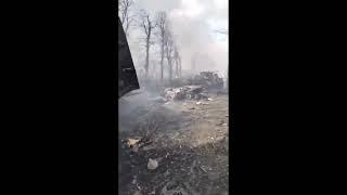 Розбита колона російської військової техніки під Києвом - ВІДЕО