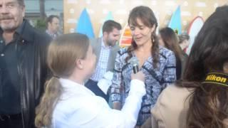 Ellen Wroe Interview at TNT's Animal Kingdom Premiere