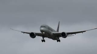 QATAR AIRWAYS BOEING 787-8 DREAMLINER A7-BCL ARRIVING AT BIRMINGHAM AIRPORT 01/10/23