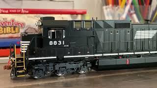 Scale Trains C40-9 review