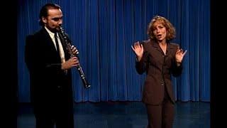 Jennifer Grey Sings "Duvid Crockett" - "Late Night With Conan O'Brien"