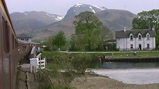 Crossing the 5mph swing bridge at Banavie 62005 and 37520