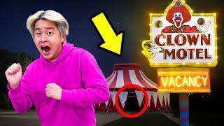 Escape The Haunted Clown Hotel Challenge!!