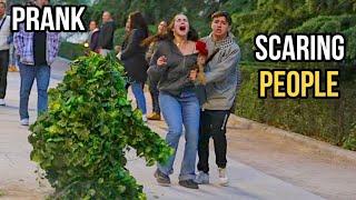 Bushman Prank: Frights and Screams of People Getting Scared in Madrid !!