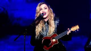 Madonna - 08. True Blue (Rebel Heart Tour LIVE)