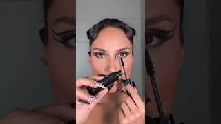 Black Graphic Liner 〰️ #shorts #makeuptutorial #beautyshorts #makeup