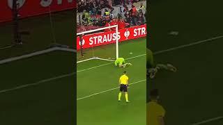 Juegos mentales de penalti de Martínez #futbol #wbe #football #soccer #shorts #martinez