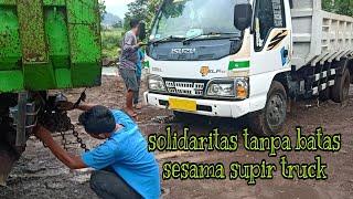 solidaritas sesama sopir dum truck tanpa batas