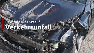 Auffahrunfall auf Gmundener Straße in Laakirchen fordert eine verletzte Person