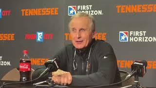 Tennessee HC Rick Barnes Reacts to Vols' Huge Win Over Syracuse, Compliments Orange HC Adrian Autry