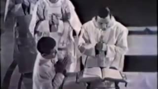 "Pray the Mass" (1940) The Traditional Latin Mass Explained (w/ Archbishop Fulton Sheen) [SUBTITLED]