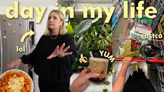being unhinged online, trying the viral banana iced latte & costco run!