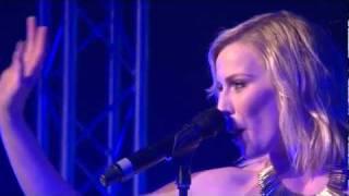 Natasha Bedingfield Live - I Bruise Easily - Global Angels Awards
