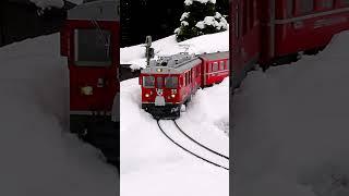 Bernina Railway in the Snow - Garden Railway  #gartenbahn #gardenrailway