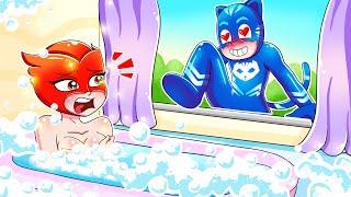 CATBOY SPYING ON OWLETTE IN THE SHOWER! WAS SHE ANGRY? CATBOY'S LIFE STORY - PJ MASKS 2D ANIMATION