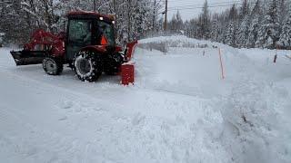 Opening my driveway after the snowstorm  / TYM T474 tractor / Pronovost Puma 72’’ Snowblower