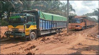 The Most Difficult Situation! Super Long Truck Drivers Have Difficulty Moving On Soft Tracks