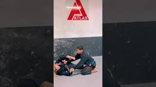 Vamos estudar jiujitsu com a prof Maryna Guedes #jiujitsu #oss #bjj #armlock