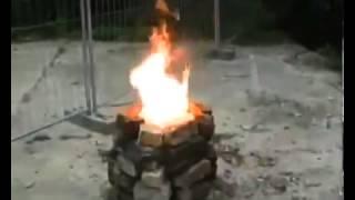 Table Tennis ball at the same time to burn