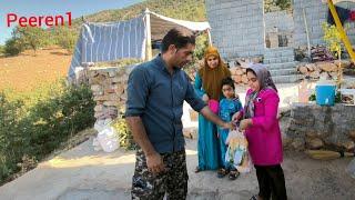 Young help for a single mother and the end of the mountain hut wall construction