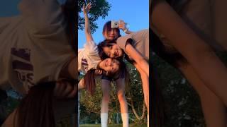 Trio pose ideas  #trio#aesthetic #trio pose ideas #aestheticvideo #aestheticedits