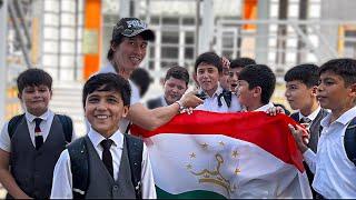 Точикистон ба пеш! Реакция Таджиков Школьников на Флаг Таджикистана!