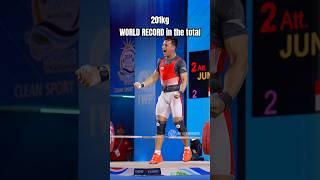 Rizki setting the world record to be selected for Paris 2024! #weightlifting