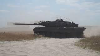 Leopard 2 in action........