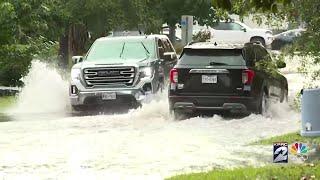 Severe storms cause flash flooding north of Houston