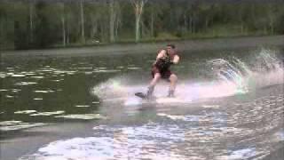 Aluminium Wake Boat - Lizard Yachts Wake 6.4 First Boarding Attempt