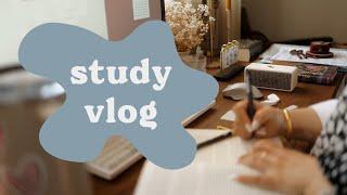 STUDY WITH ME [40min, reading and annotating]