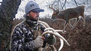 ANCIENT IOWA WHITETAIL (Bowhunting the rut)