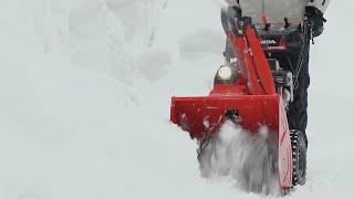 Honda HSS724AWD Snow Blower