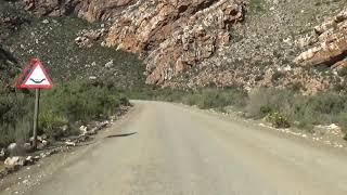 Seweweeks Poort Pass / The World's best gravel road?