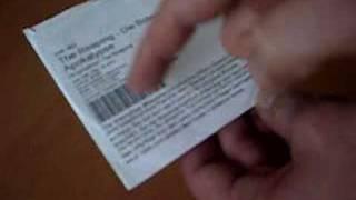 Test des Versandumschlags des DVD-Verleih Amango