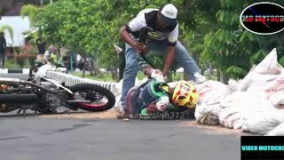 'Dangerous Moto Racing' _ 'Unbelievable Indonesian Bike Racing'