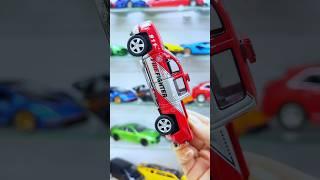 Diecast Car Model Review in 60 Seconds!  | Quick Look at Features & Details