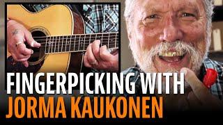 Jorma Kaukonen gives Dan Erlewine a fingerpicking lesson