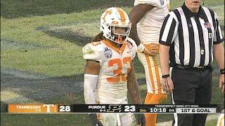 Jeremy Banks (Tennessee LB #33) Vs. Purdue 2021