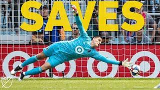 Sensational Goalkeeper Saves!