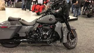 2018 Harley Davidson CVO Street Glide Gunship Gray Dealer Show